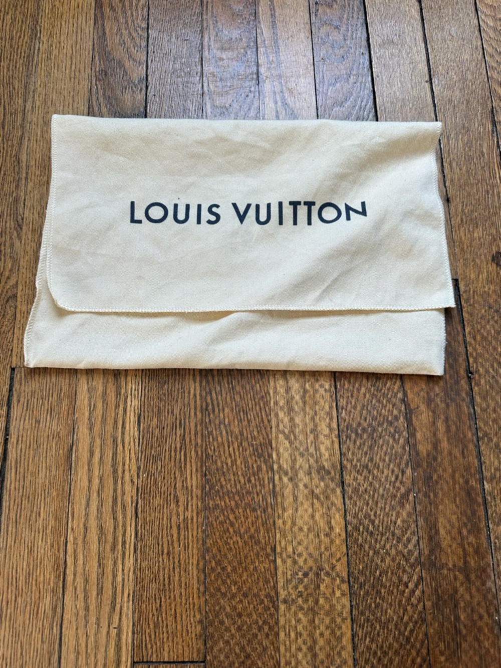 Louis Vuitton Mini Dauphine - Picture 13 of 14
